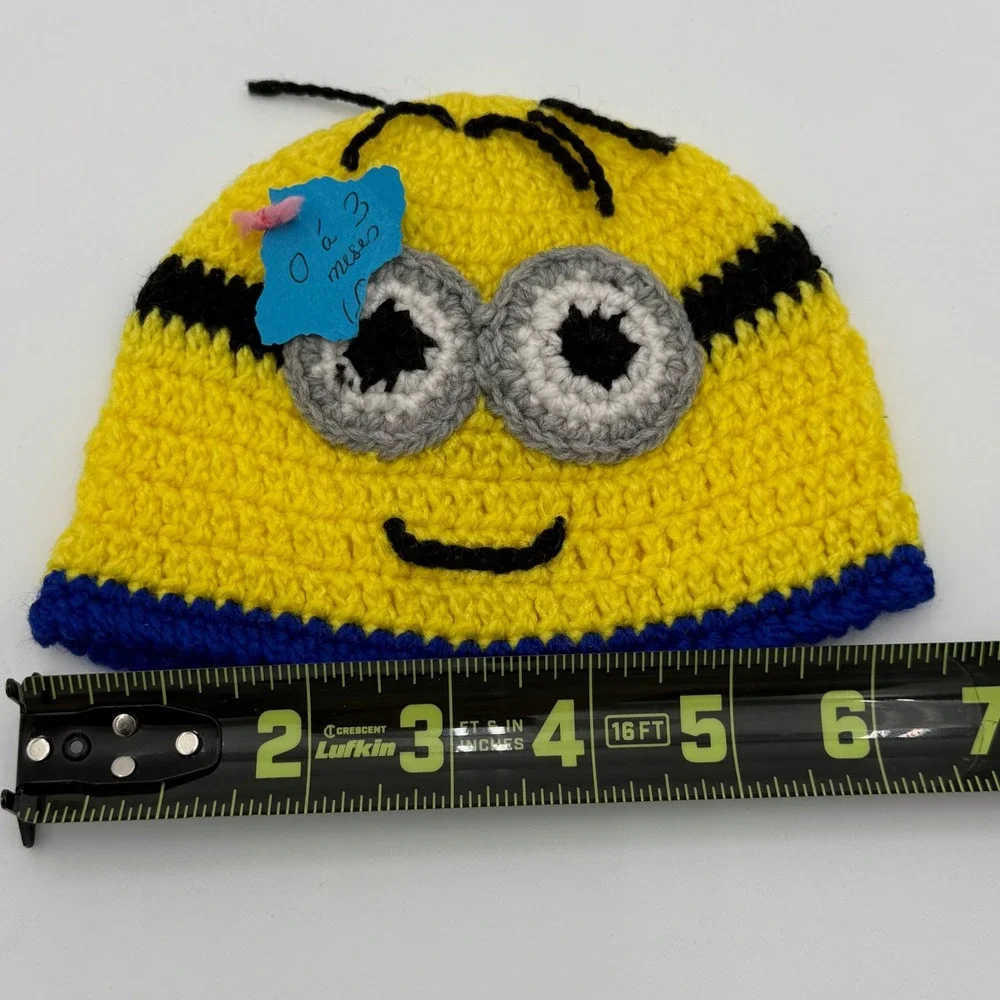 Handmade‎ Crochet Baby Minion Beanie Hat and Booties Set Yellow Blue 0-3 Months